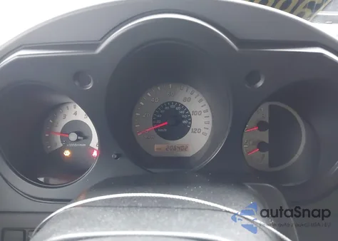 2004 Nissan Xterra Xe z USA, uszkodzony, nr VIN 5N1ED28Y74C622580